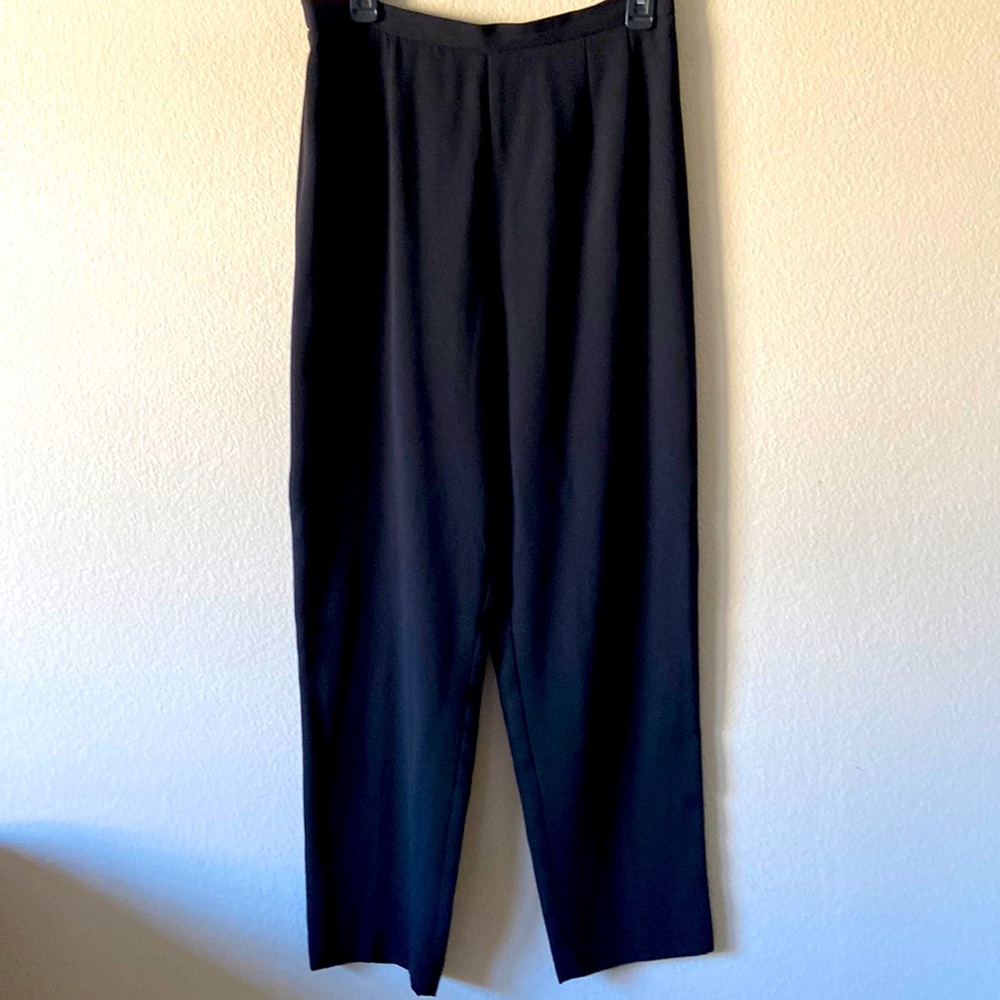 5/$10❤️❤️❤️BAck Zip Black Trousers Size 12